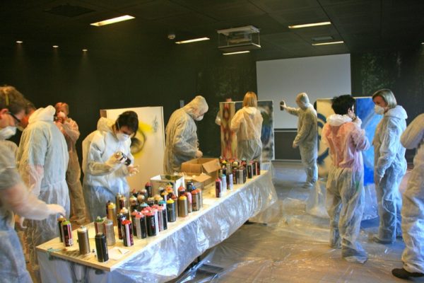 Graffiti workshop binnen Graffiti workshop binnen